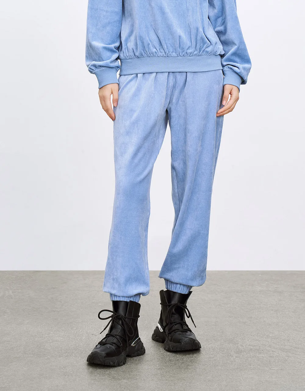 Minimalist Joggers sold by Urban Revivo product image thumbnail 3