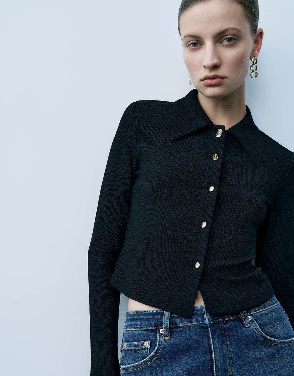 Press Button Skinny Knitted Cardigan sold by Urban Revivo product image thumbnail 5