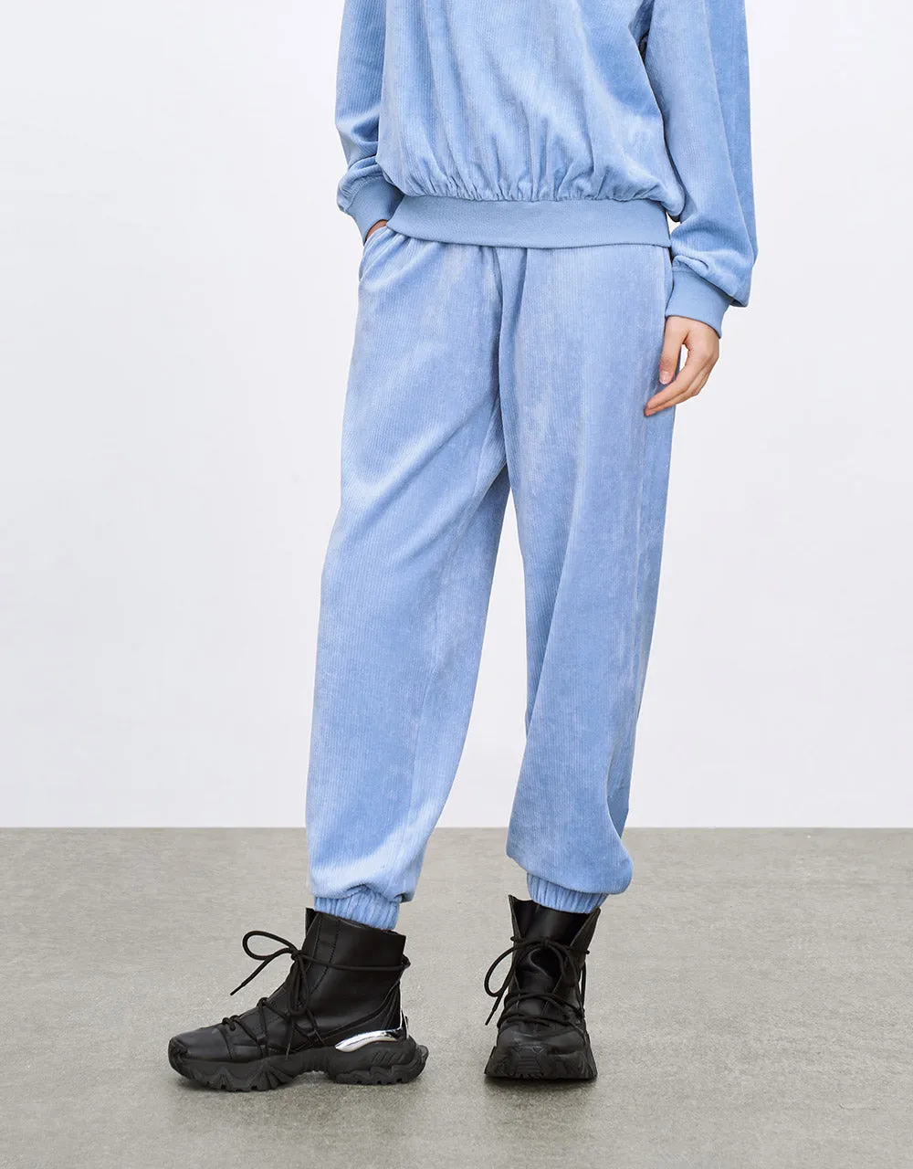 Minimalist Joggers sold by Urban Revivo product image thumbnail 2