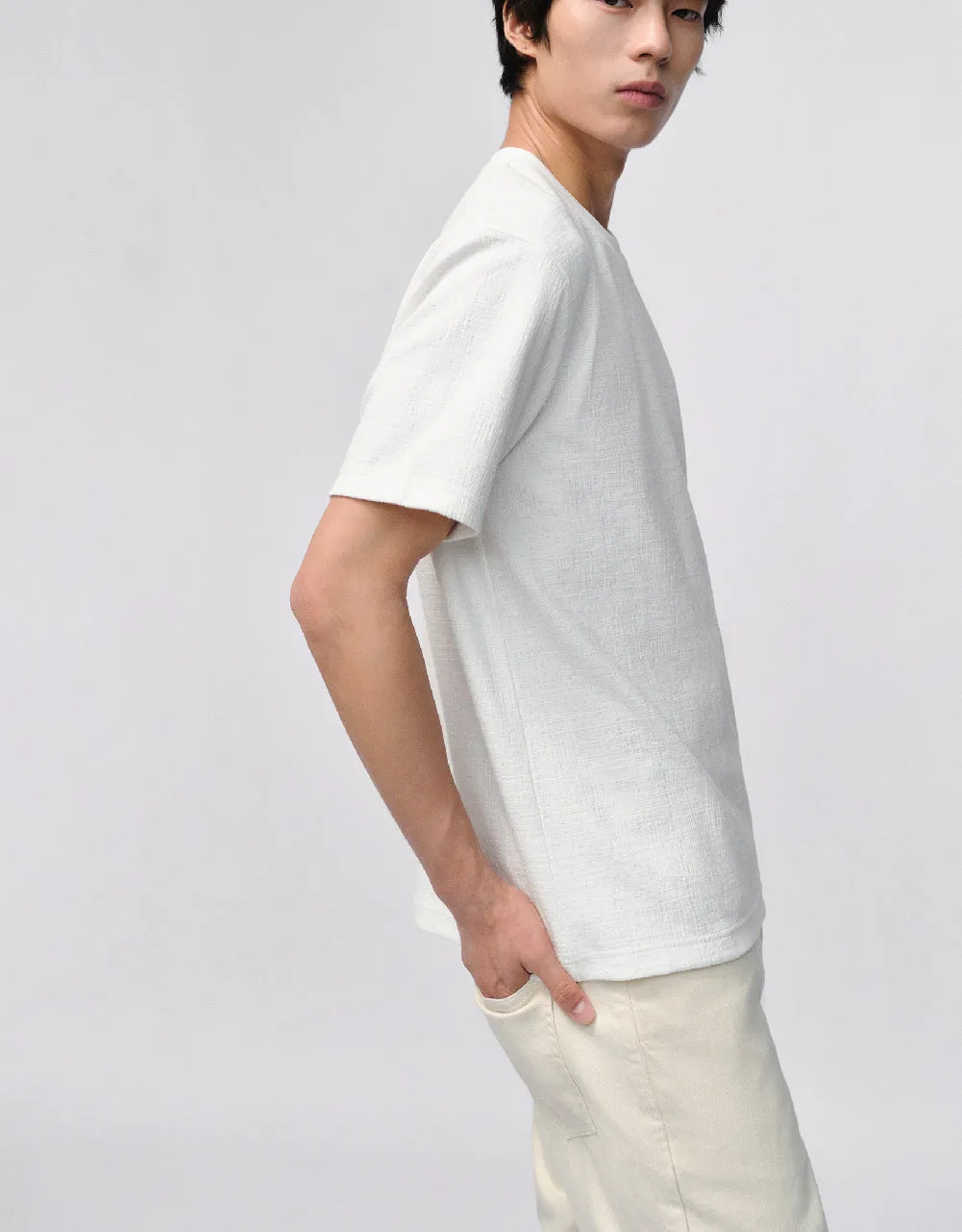 Drop Shoulder Sleeve Crew Neck T-Shirt sold by Urban Revivo product image thumbnail 3