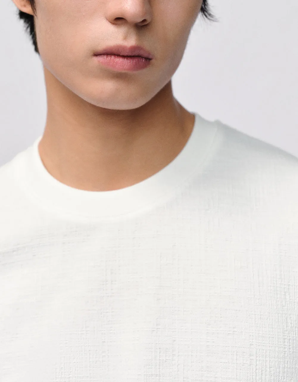 Drop Shoulder Sleeve Crew Neck T-Shirt sold by Urban Revivo product image thumbnail 5