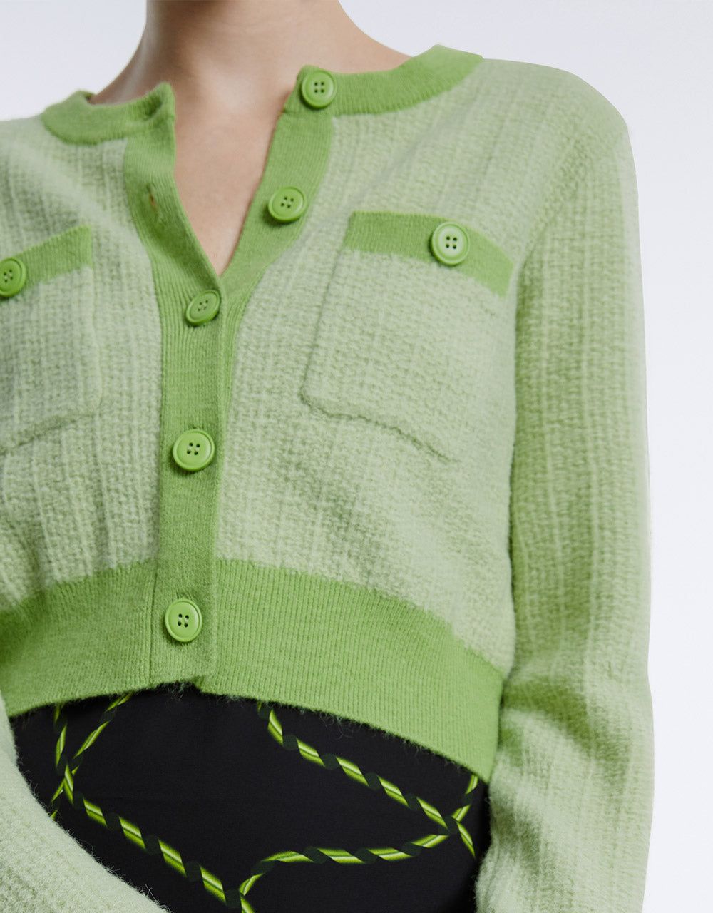Contrast Trim Cropped Cardigan sold by Urban Revivo product image thumbnail 5