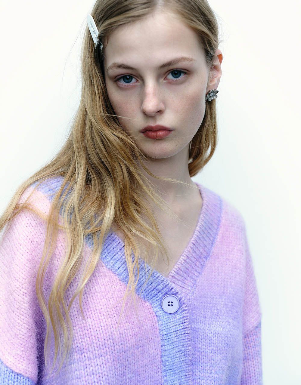 V-Neck Knitted Cardigan sold by Urban Revivo product image thumbnail 5