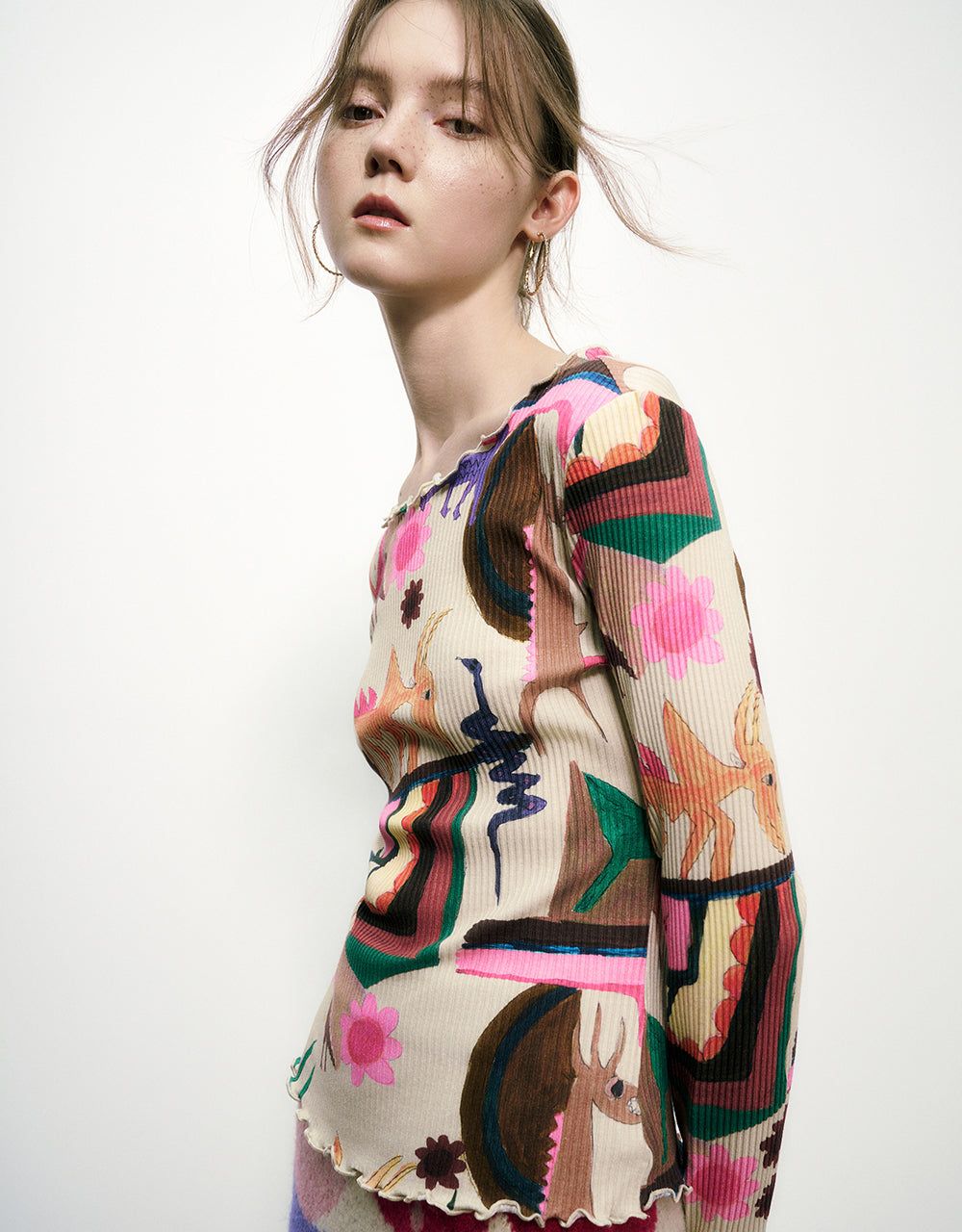 Printed Crew Neck Skinny Knitted T-Shirt sold by Urban Revivo product image thumbnail 5