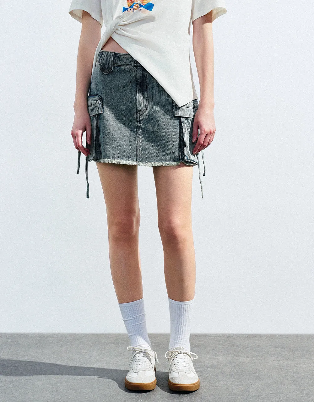 Mini Denim Skirt sold by Urban Revivo product image thumbnail 2