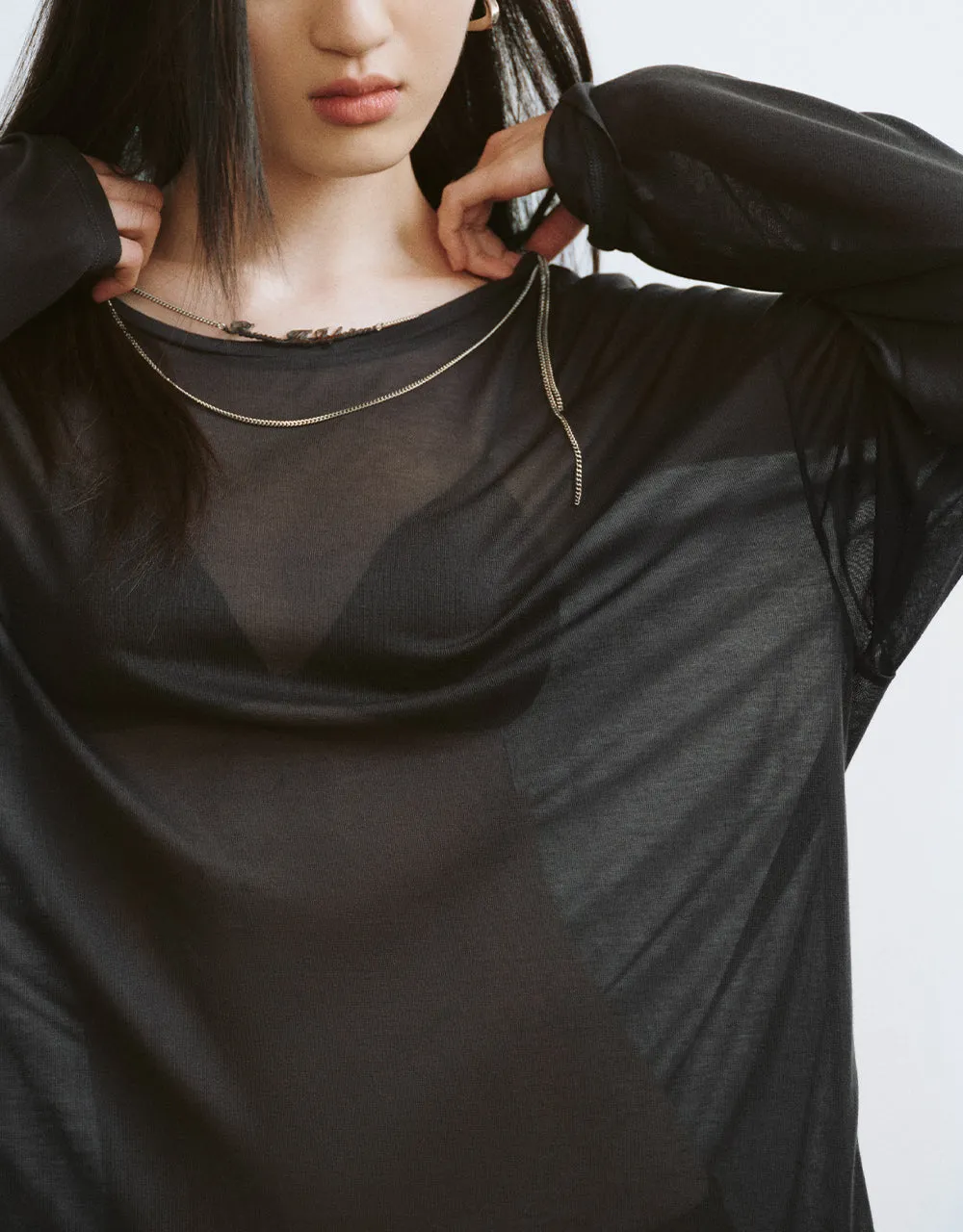 Crew Neck Loose T-Shirt sold by Urban Revivo product image thumbnail 4