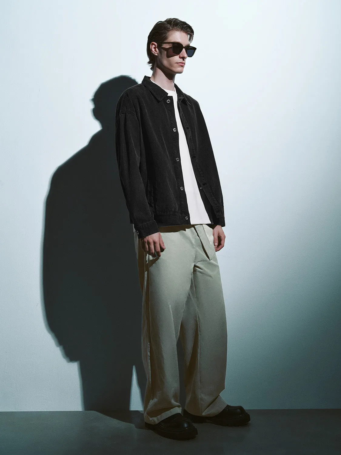 Button Up Loose Denim Jacket sold by Urban Revivo product image thumbnail 5