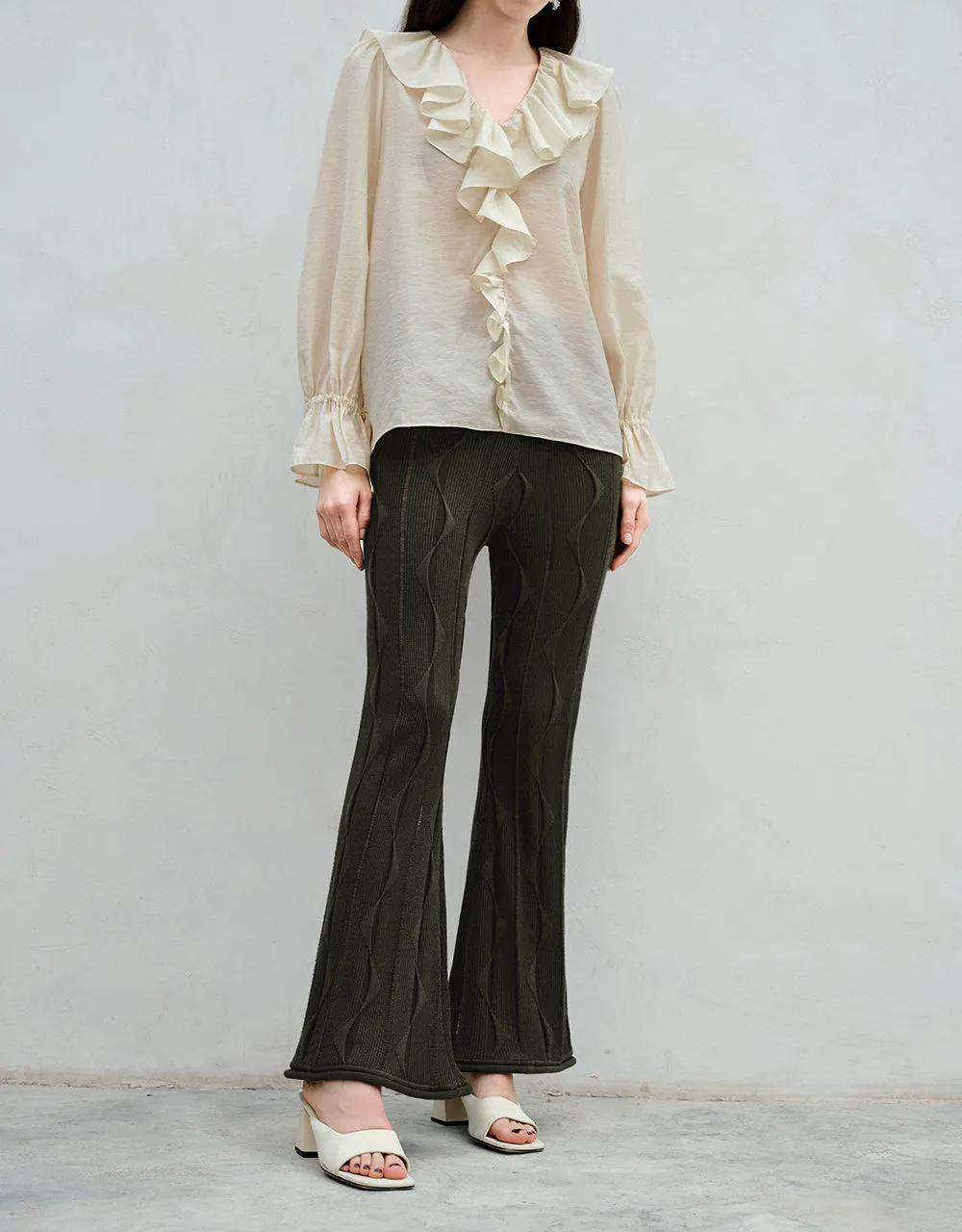 Embossed Flare Knitted Pants sold by Urban Revivo product image thumbnail 4