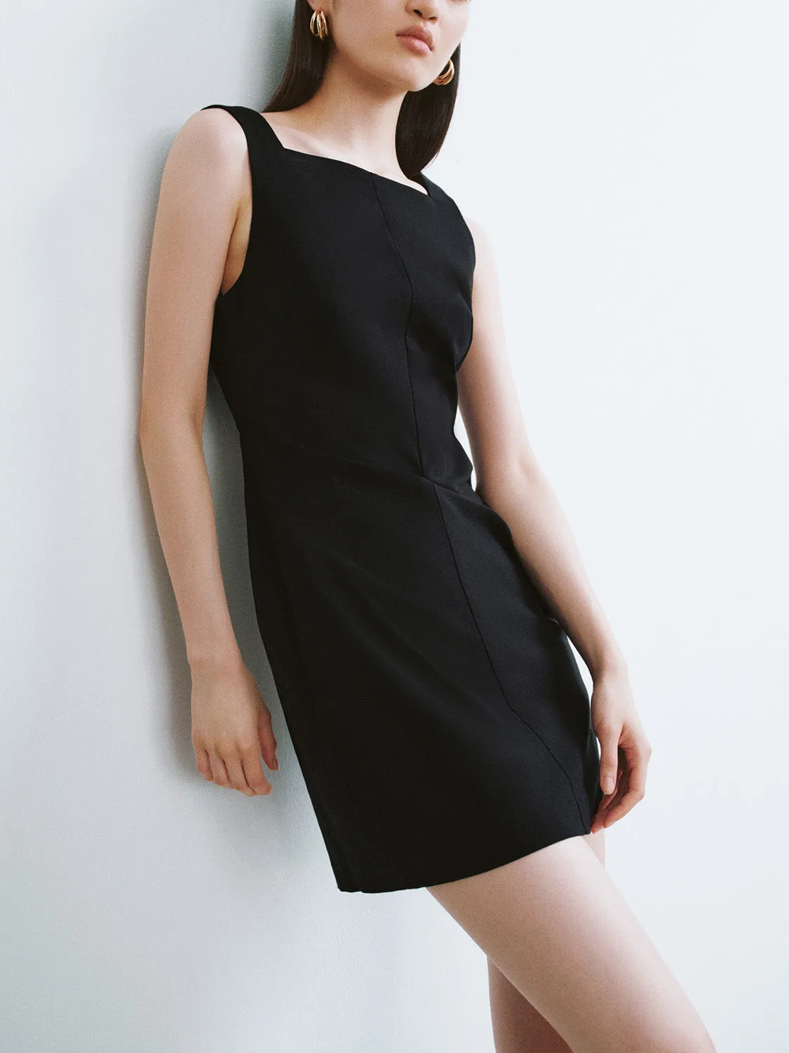Sleeveless Square-cut Collar Skinny Dress sold by Urban Revivo product image thumbnail 3