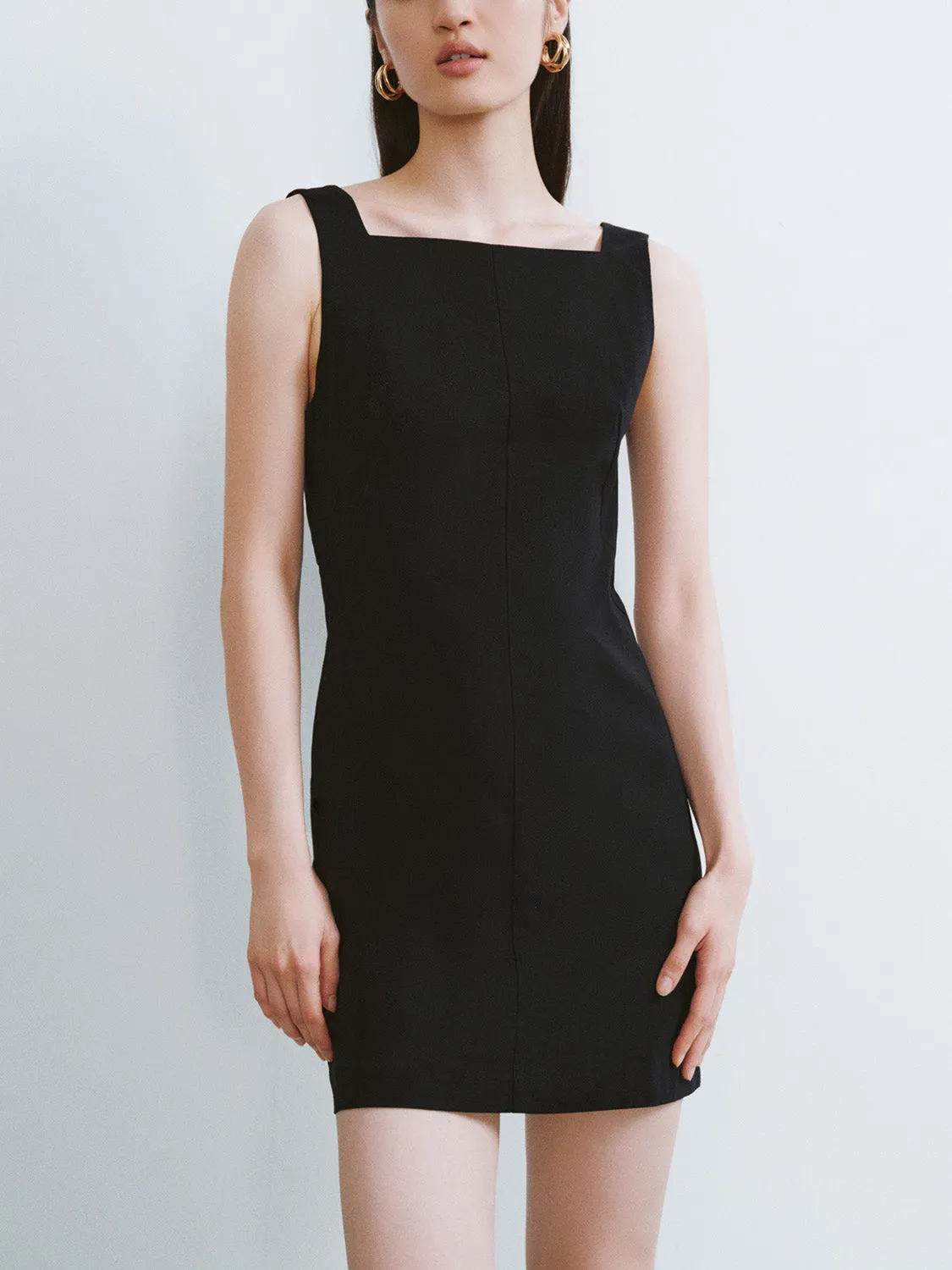 Sleeveless Square-cut Collar Skinny Dress sold by Urban Revivo product image thumbnail 2