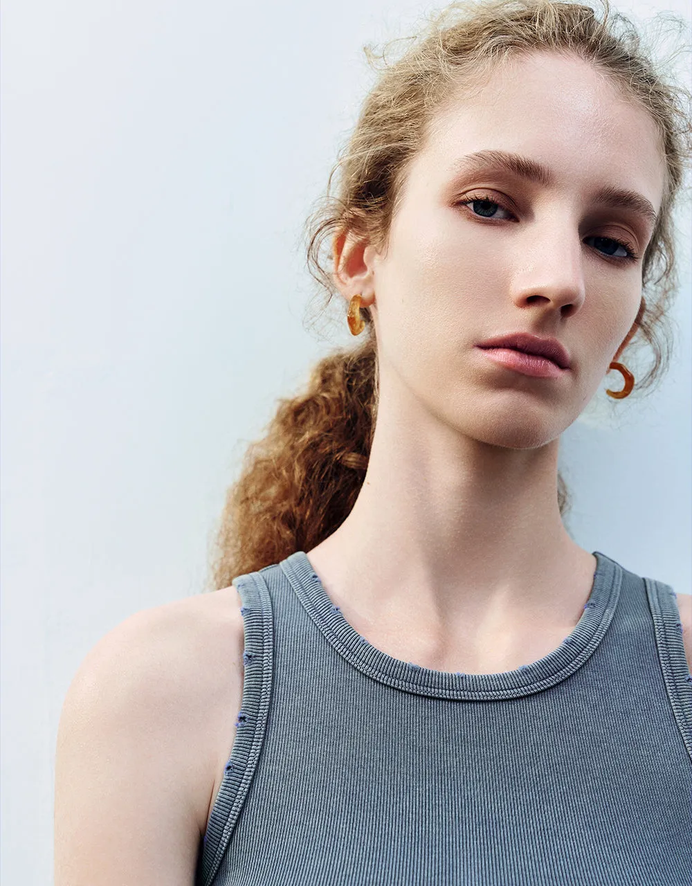 Crew Neck Knitted Tank Top sold by Urban Revivo product image thumbnail 4