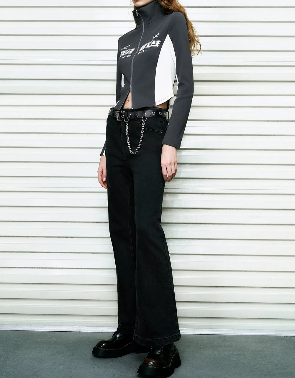 Flare Jeans With Belt sold by Urban Revivo product image thumbnail 4