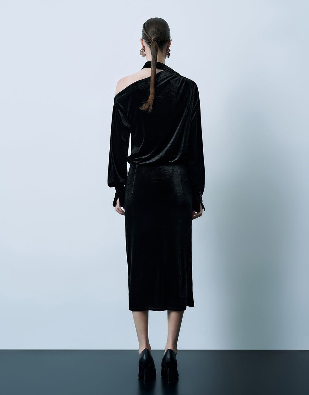 One Shoulder Straight Dress sold by Urban Revivo product image thumbnail 4