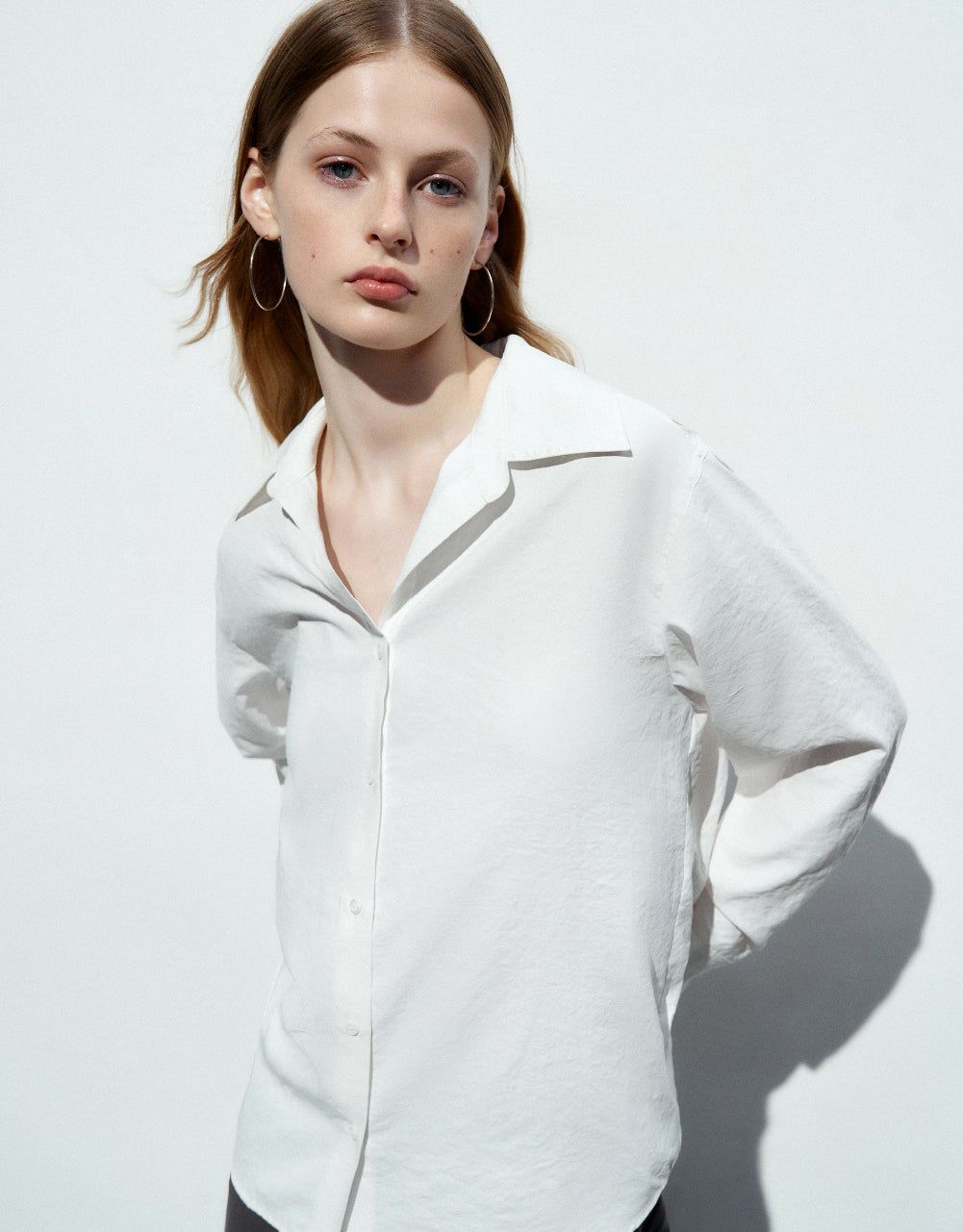 Button Up Straight Shirt sold by Urban Revivo product image thumbnail 3