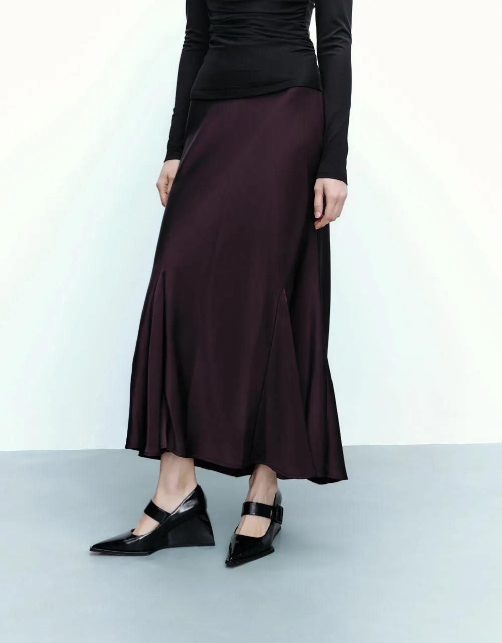 Maxi Fishtail Skirt sold by Urban Revivo product image thumbnail 4