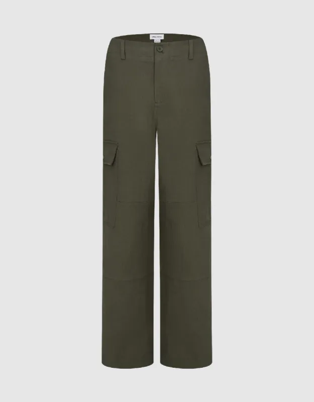 Multi-Pocket Wide-Leg Pants sold by Urban Revivo