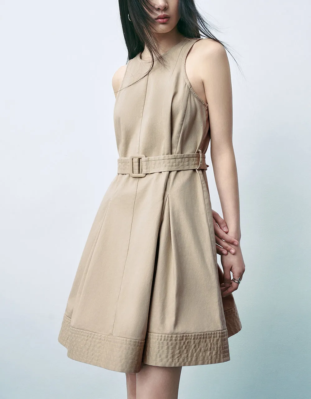 Sleeveless Crew Neck A-Line Dress With Belt sold by Urban Revivo product image thumbnail 2