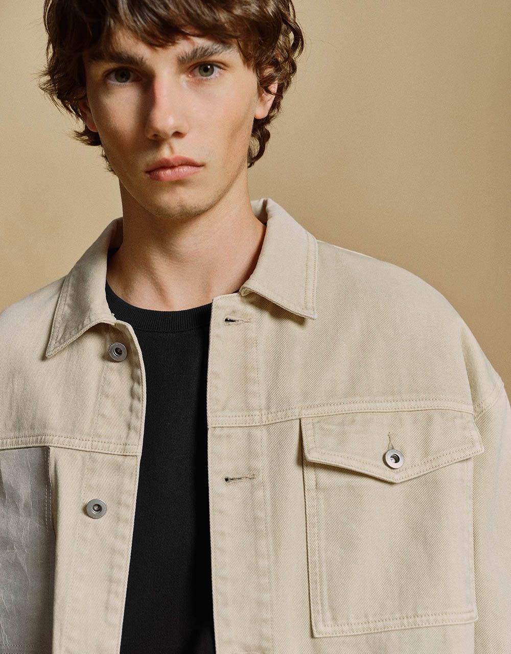 Button Up Denim Jacket With Pockets sold by Urban Revivo product image thumbnail 5