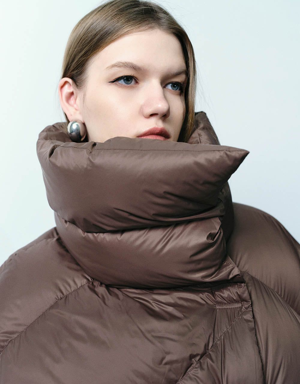 Stand Collar Puffer Vest sold by Urban Revivo product image thumbnail 5