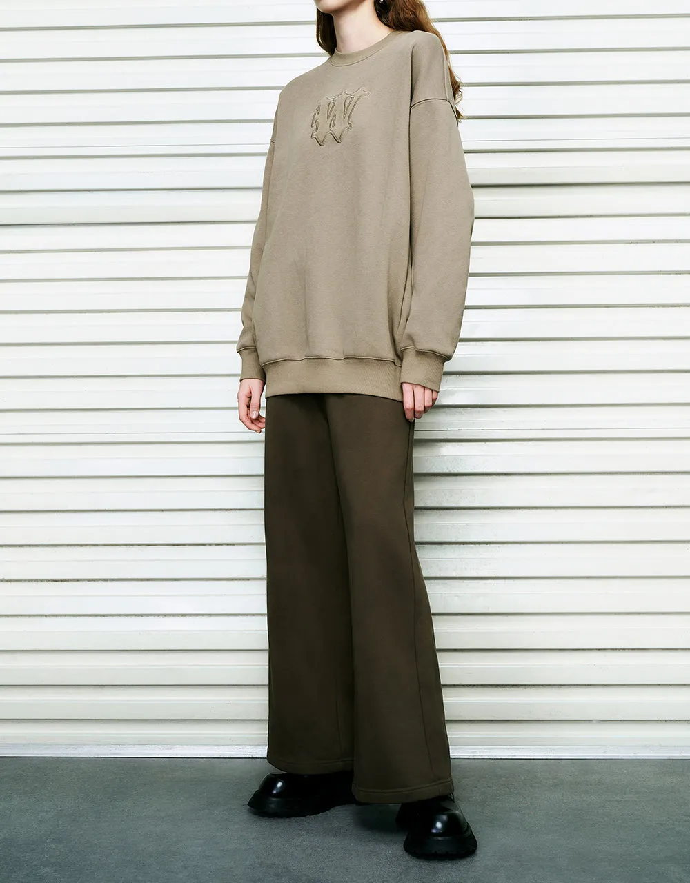 Drawstring Waist Knitted Straight Pants sold by Urban Revivo product image thumbnail 4