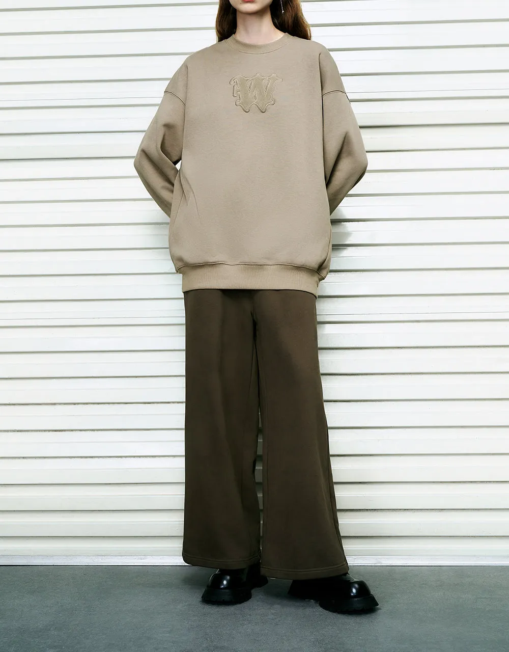 Drawstring Waist Knitted Straight Pants sold by Urban Revivo product image thumbnail 2