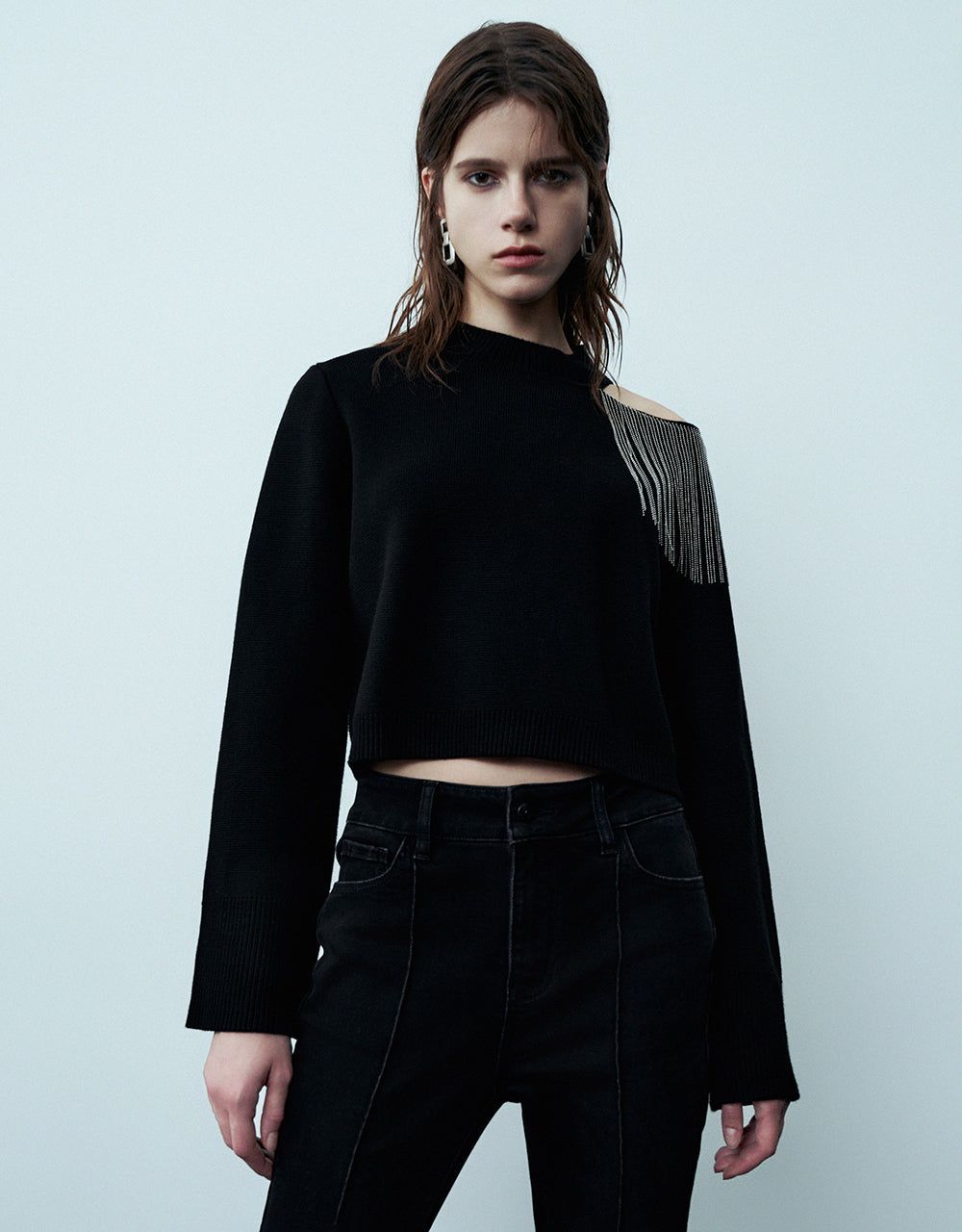 Cut-Out Crew Neck Knitted T-Shirt sold by Urban Revivo