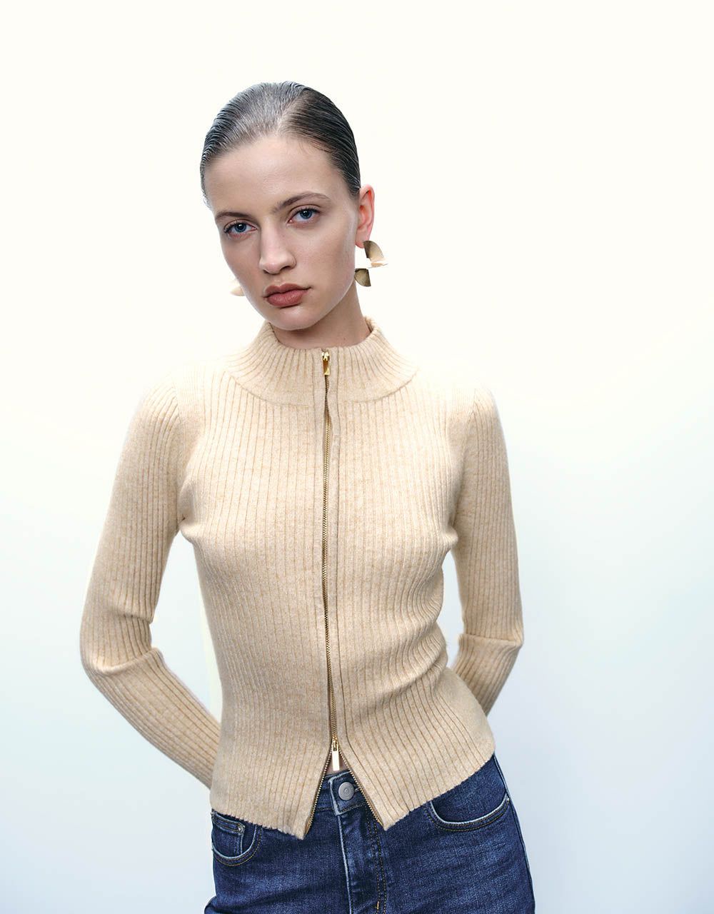 Zipper Front Knitted Cardigan sold by Urban Revivo product image thumbnail 3