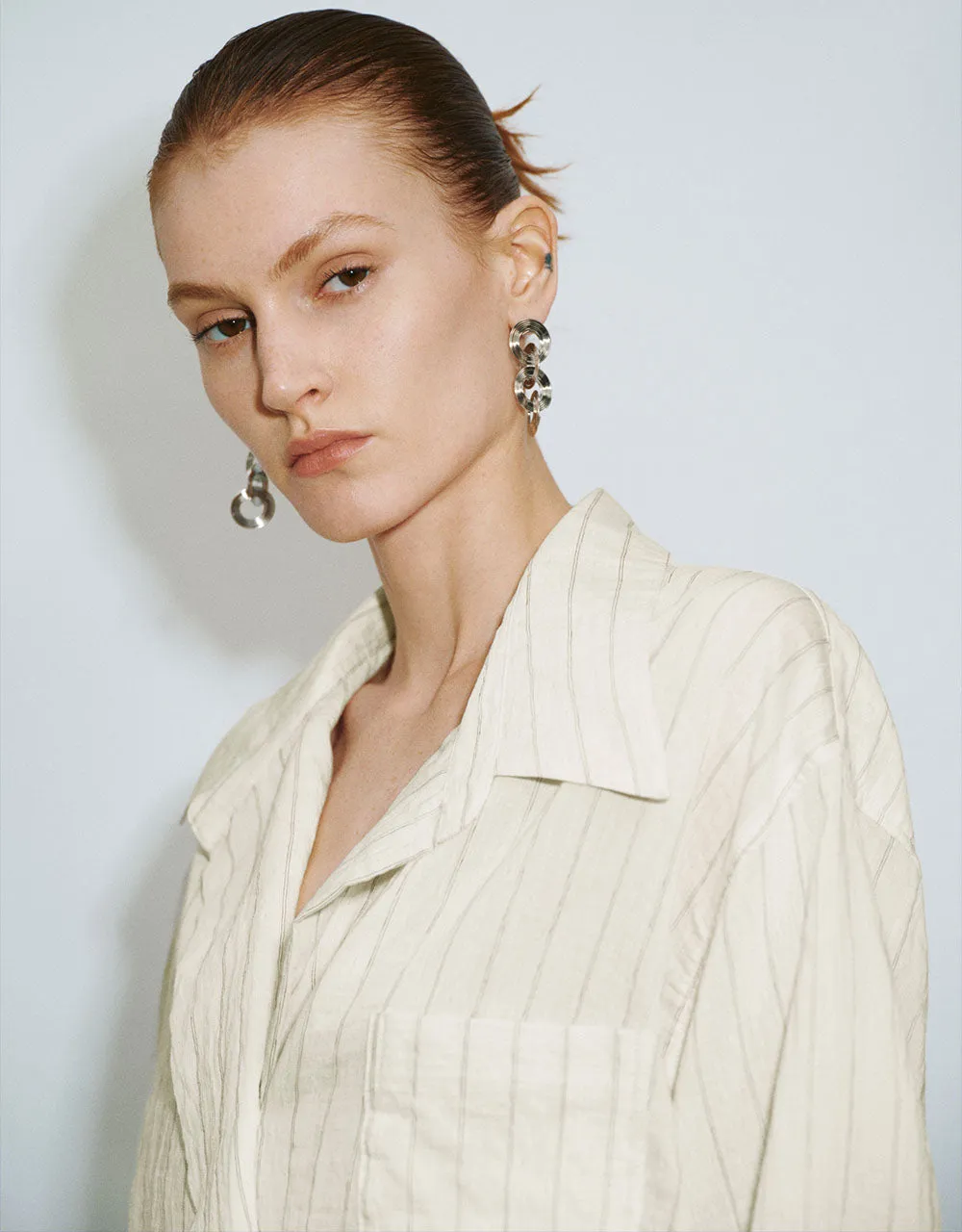 Striped V-Neck Overhead Shirt sold by Urban Revivo product image thumbnail 4