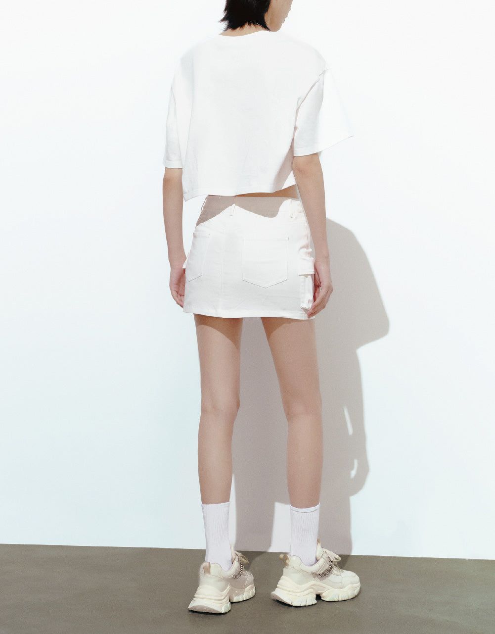 Graphic Loose T-Shirt sold by Urban Revivo product image thumbnail 4