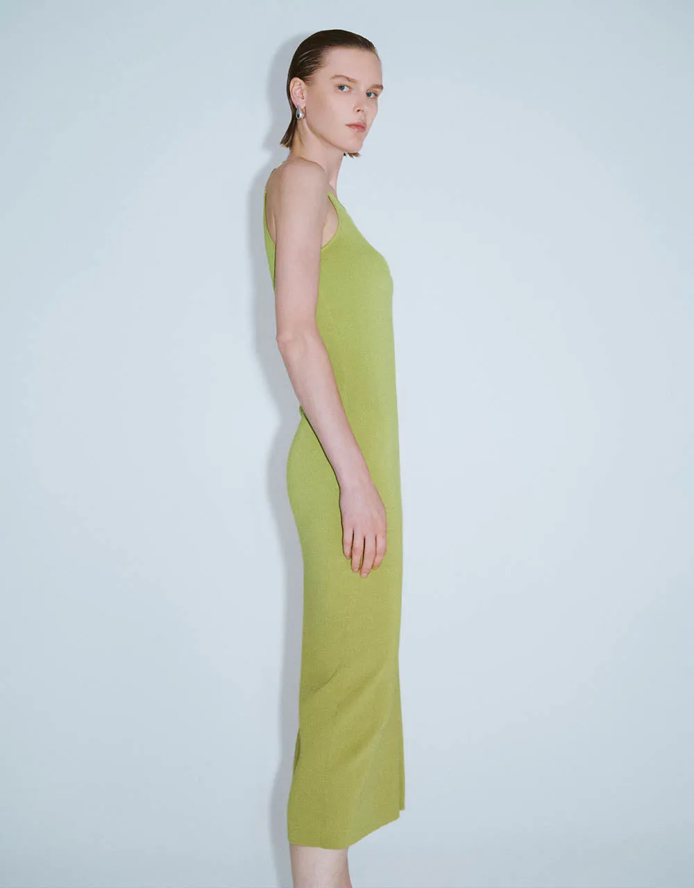 Sleeveless Halter Neck Knitted Dress sold by Urban Revivo product image thumbnail 2