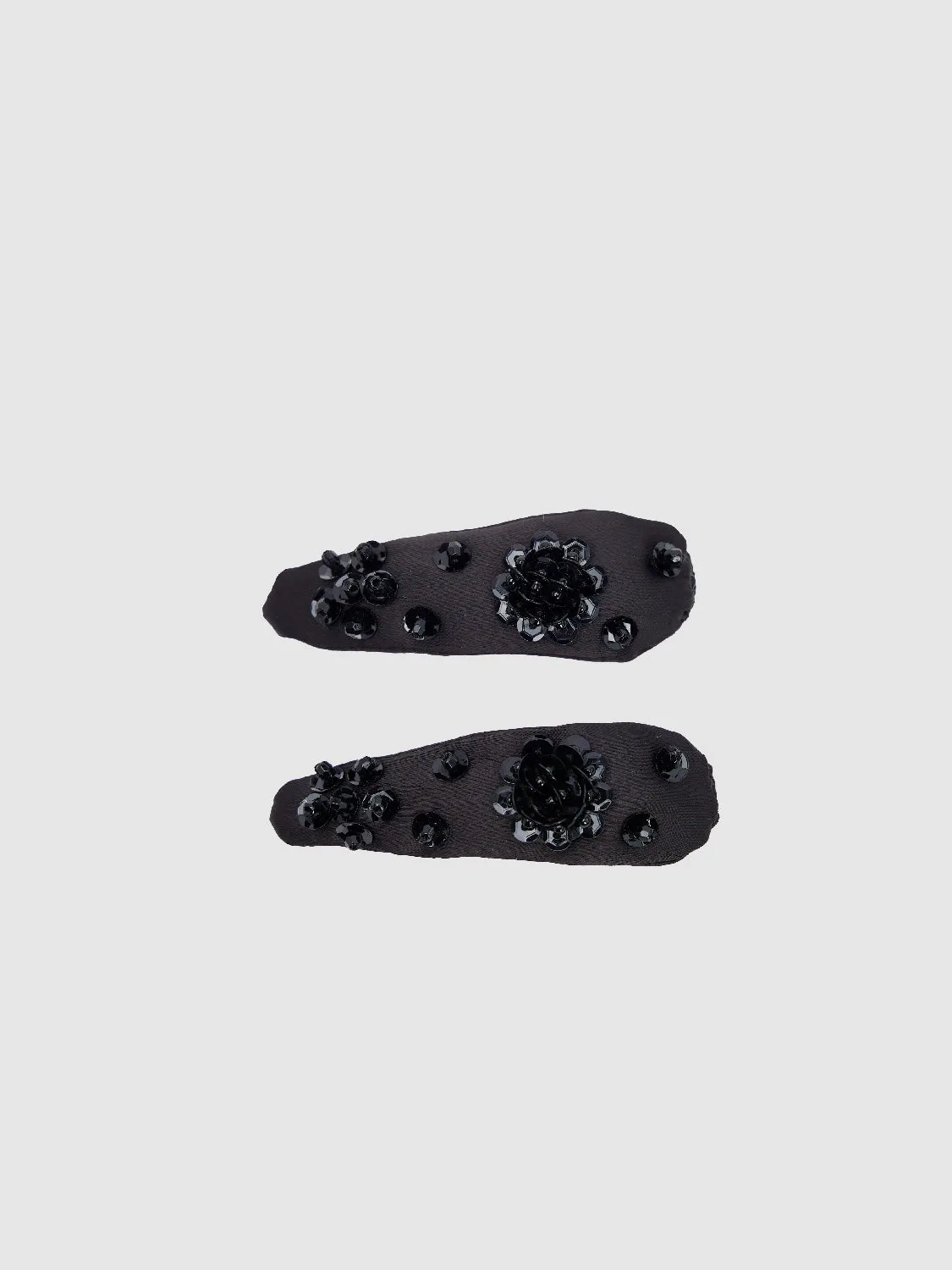 Flower Décor Hair Clip sold by Urban Revivo product image thumbnail 2