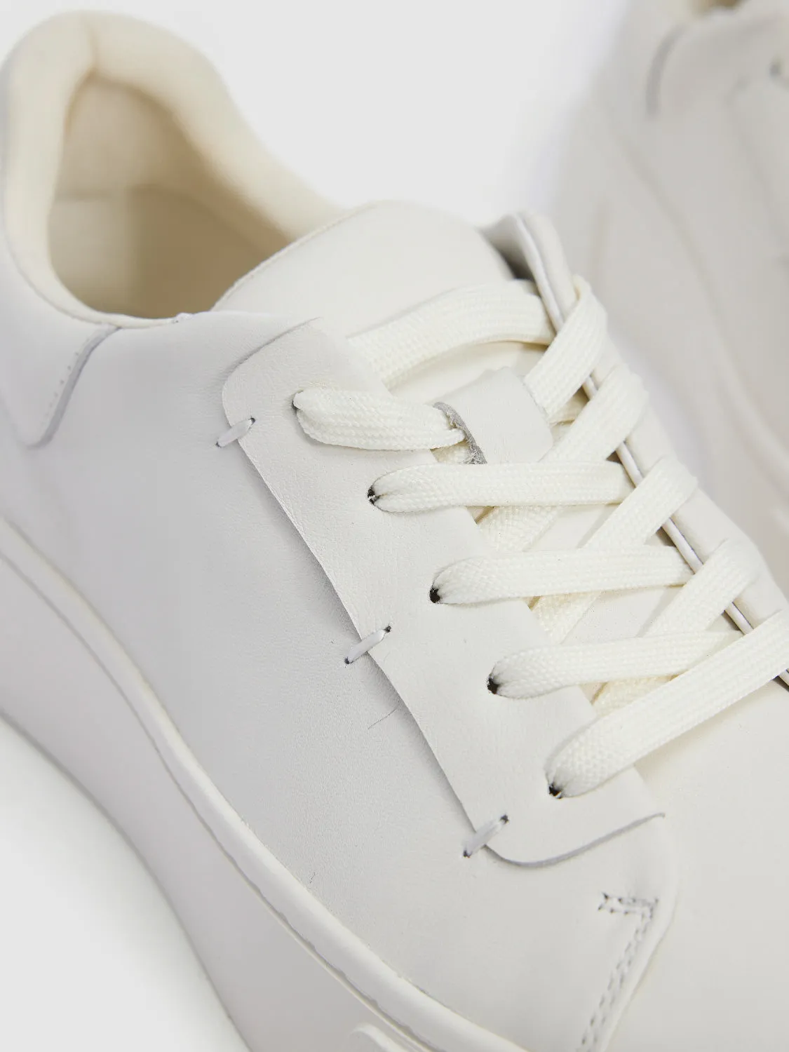 Vegan Leather Round Toe Sneakers sold by Urban Revivo product image thumbnail 5