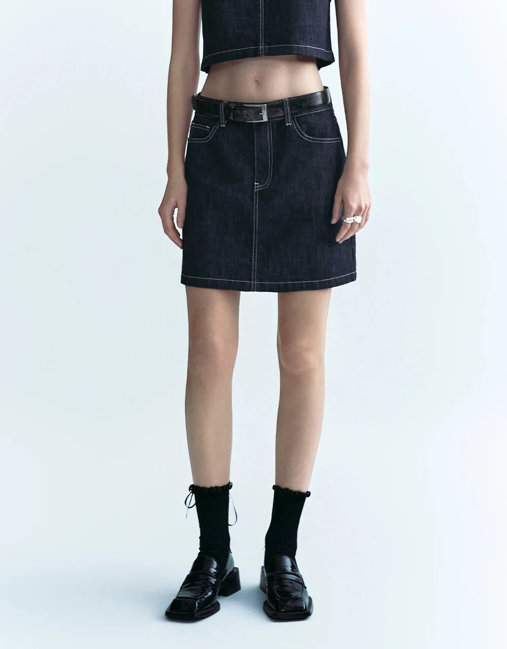 Mini Straight Denim Skirt sold by Urban Revivo product image thumbnail 2