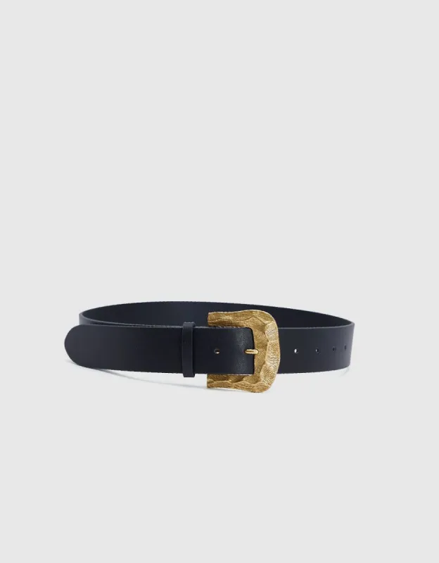Shell Pattern Buckle Vegan Leather Belt sold by Urban Revivo