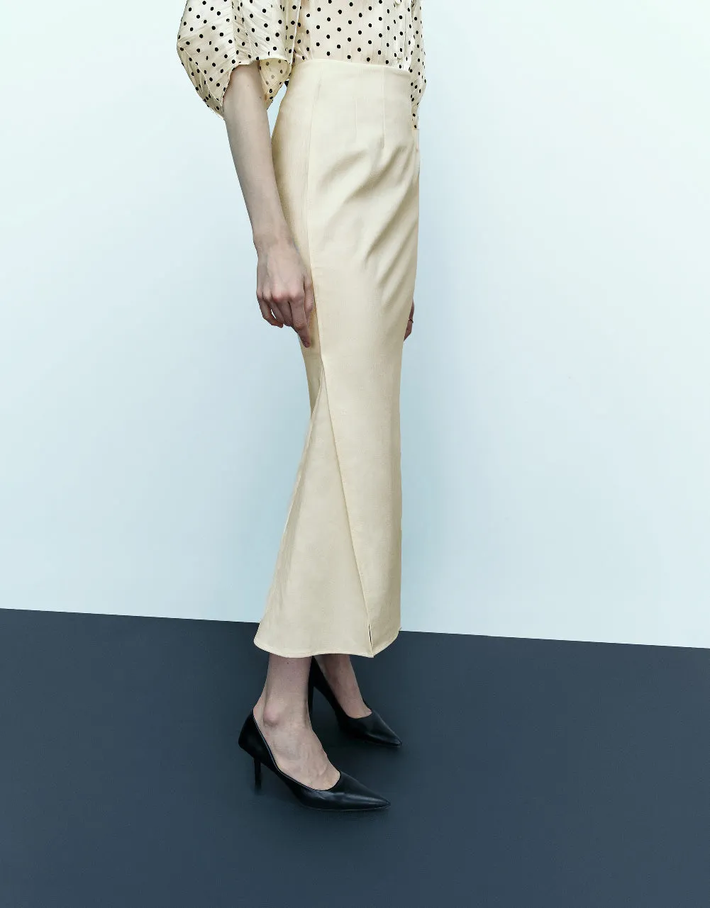 Skinny Fishtail Skirt sold by Urban Revivo product image thumbnail 4