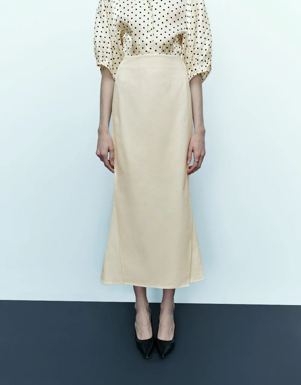 Skinny Fishtail Skirt sold by Urban Revivo product image thumbnail 2