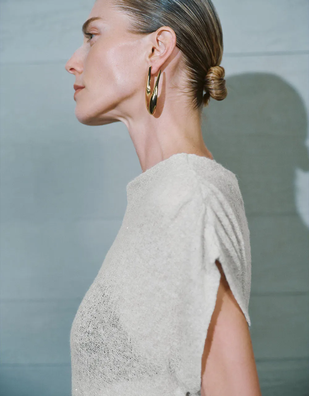 Crew Neck Sheer Knitted T-Shirt sold by Urban Revivo product image thumbnail 4