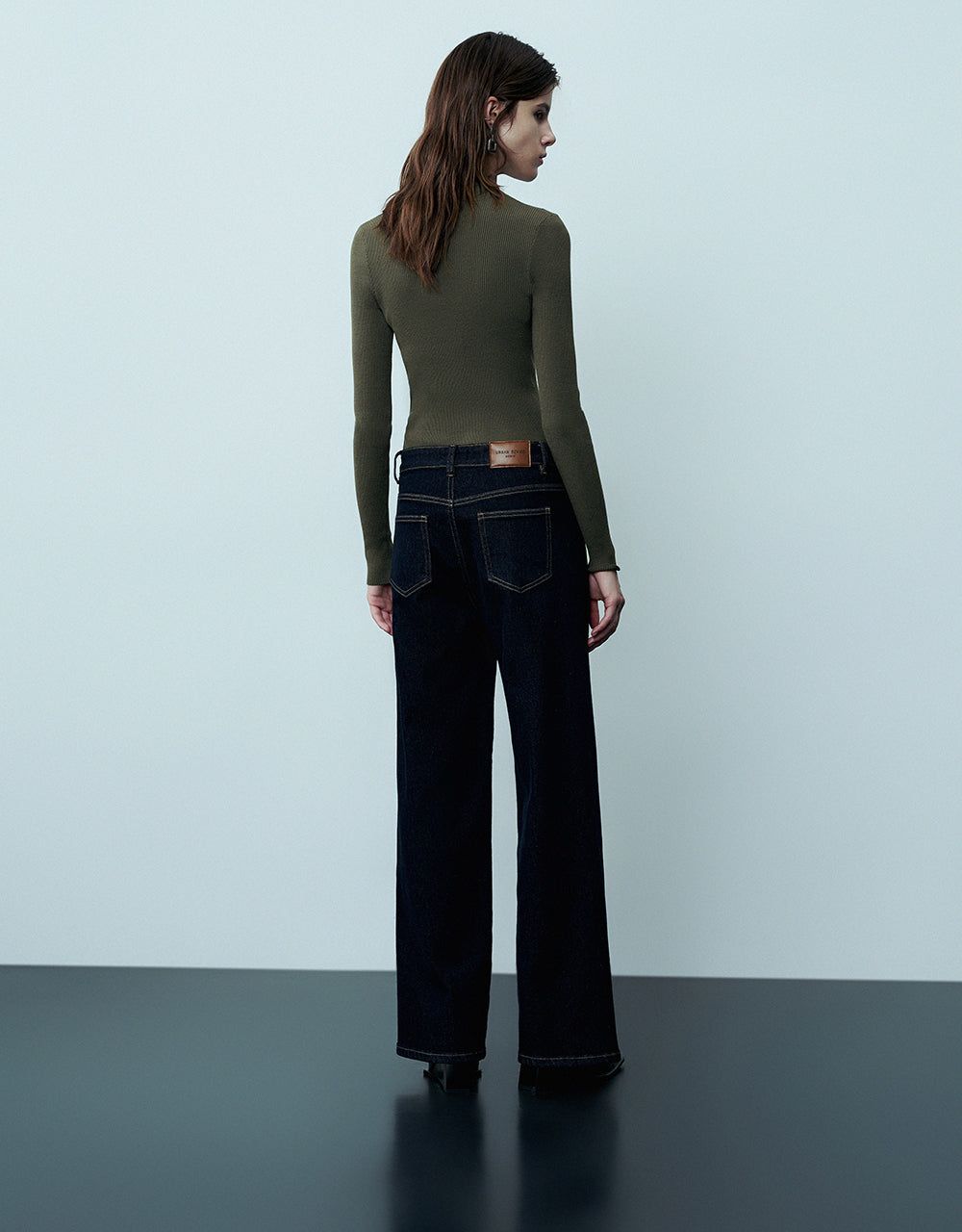 Split Hem Wide-Leg Jeans sold by Urban Revivo product image thumbnail 5