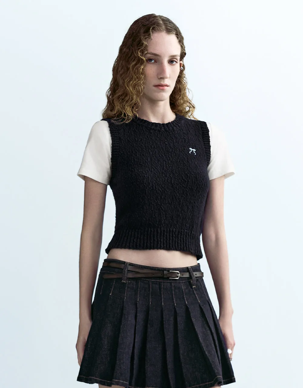 Crew Neck Skinny Knitted T-Shirt sold by Urban Revivo