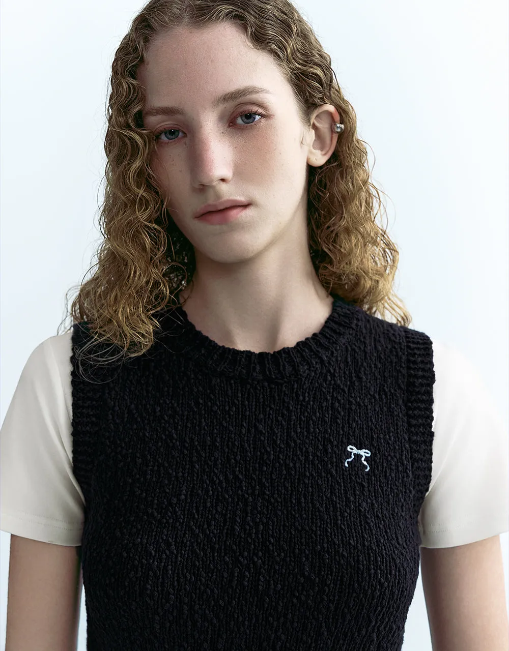 Crew Neck Skinny Knitted T-Shirt sold by Urban Revivo product image thumbnail 4