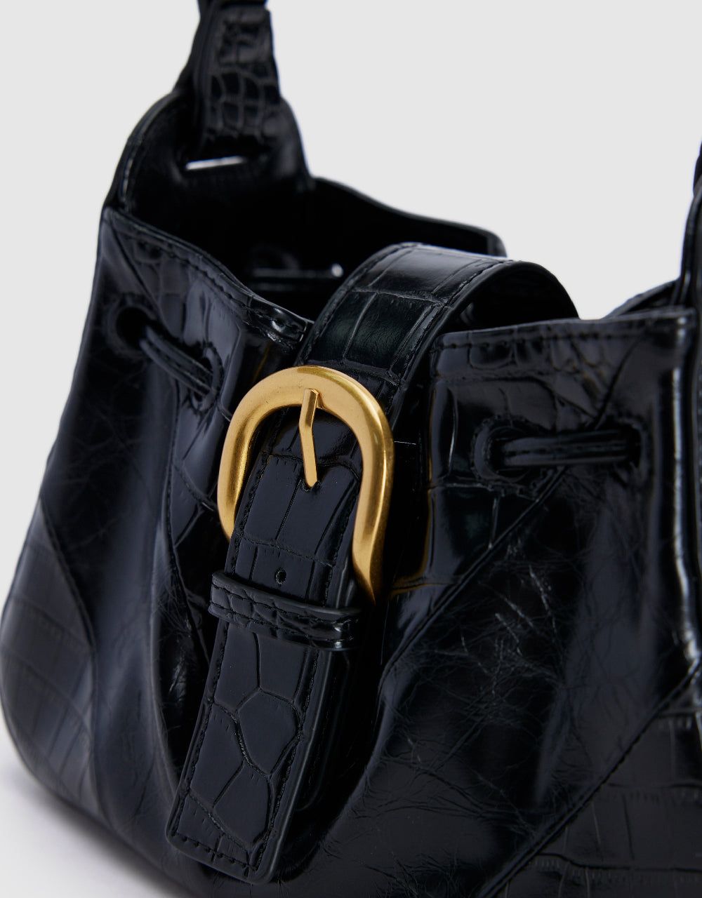 Croc Embossed Vegan Leather Shoulder Bag sold by Urban Revivo product image thumbnail 5