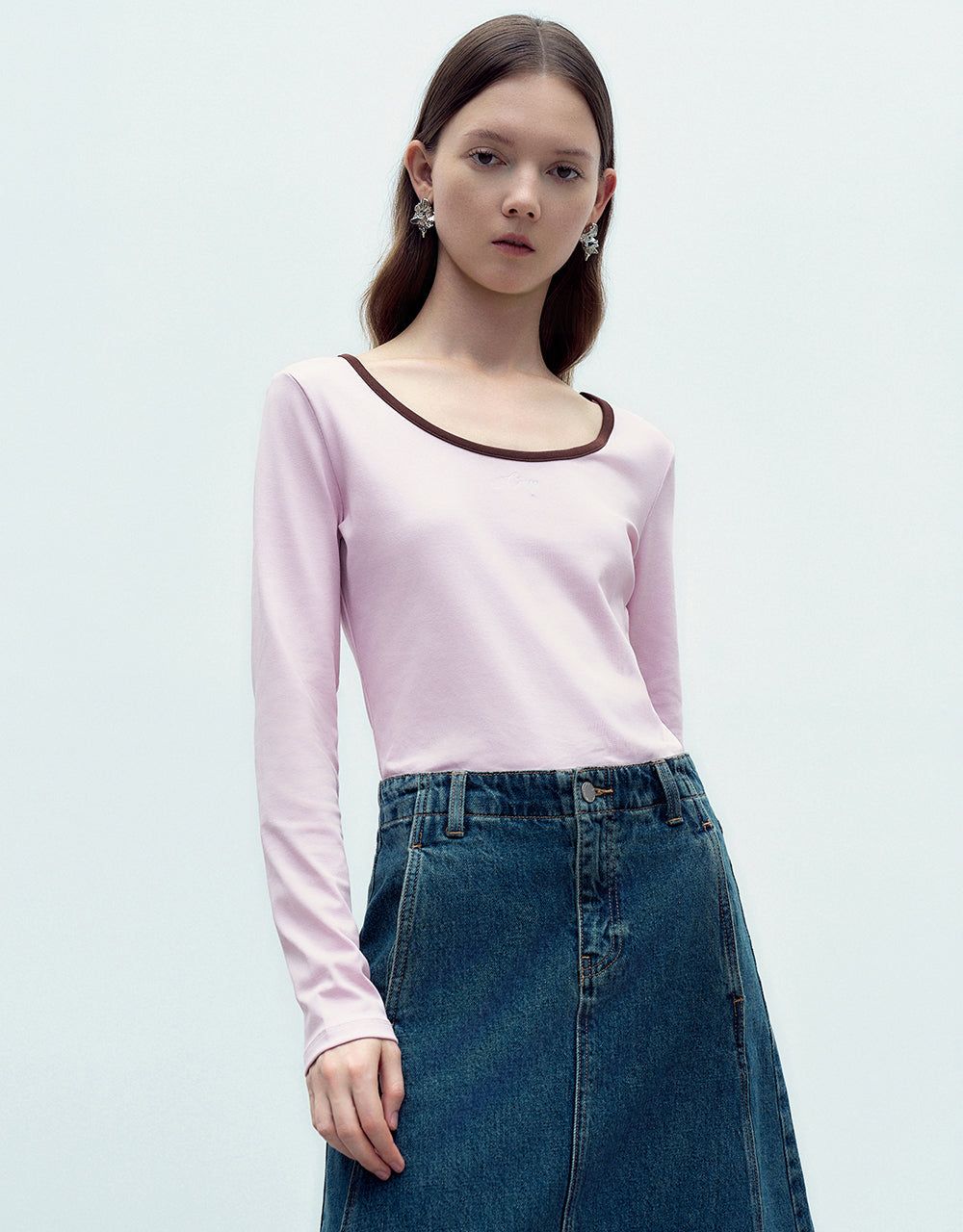 Crew Neck Straight T-Shirt sold by Urban Revivo