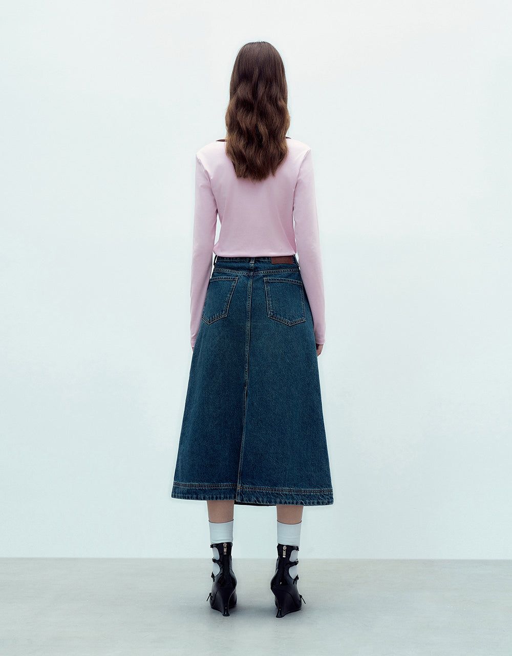 Crew Neck Straight T-Shirt sold by Urban Revivo product image thumbnail 3