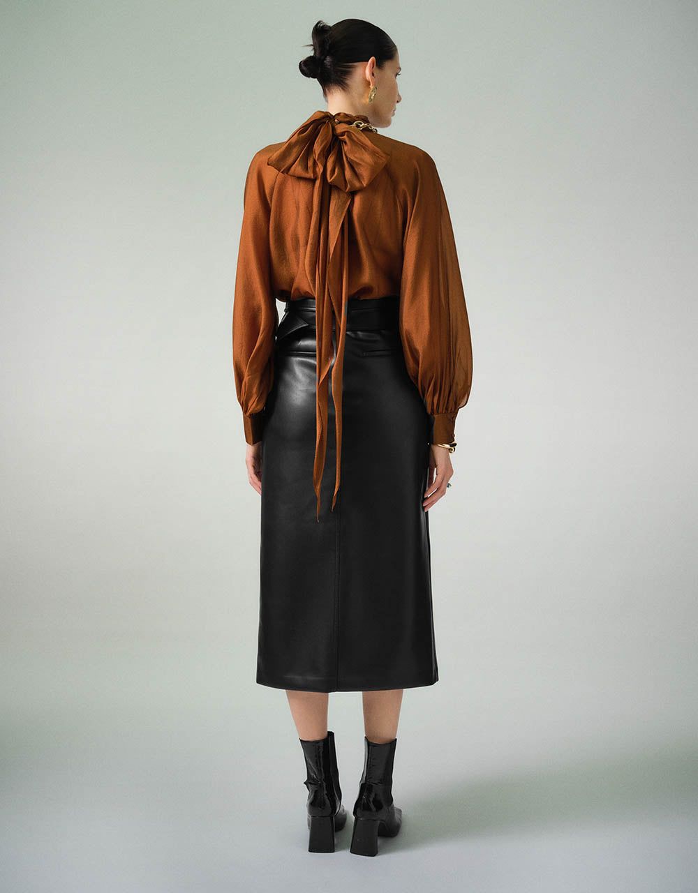 Turtle Neck Overhead Shirt sold by Urban Revivo product image thumbnail 4