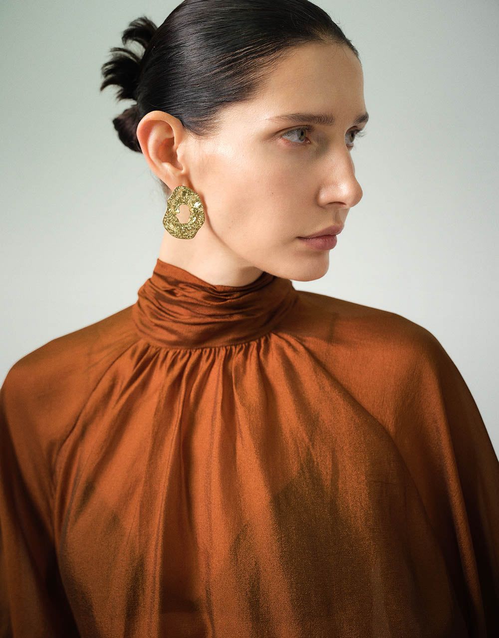 Turtle Neck Overhead Shirt sold by Urban Revivo product image thumbnail 5