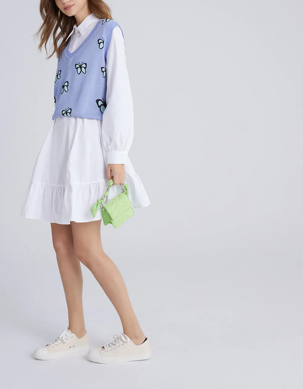 Butterfly Jacquard V Neck Sweater Vest sold by Urban Revivo product image thumbnail 4
