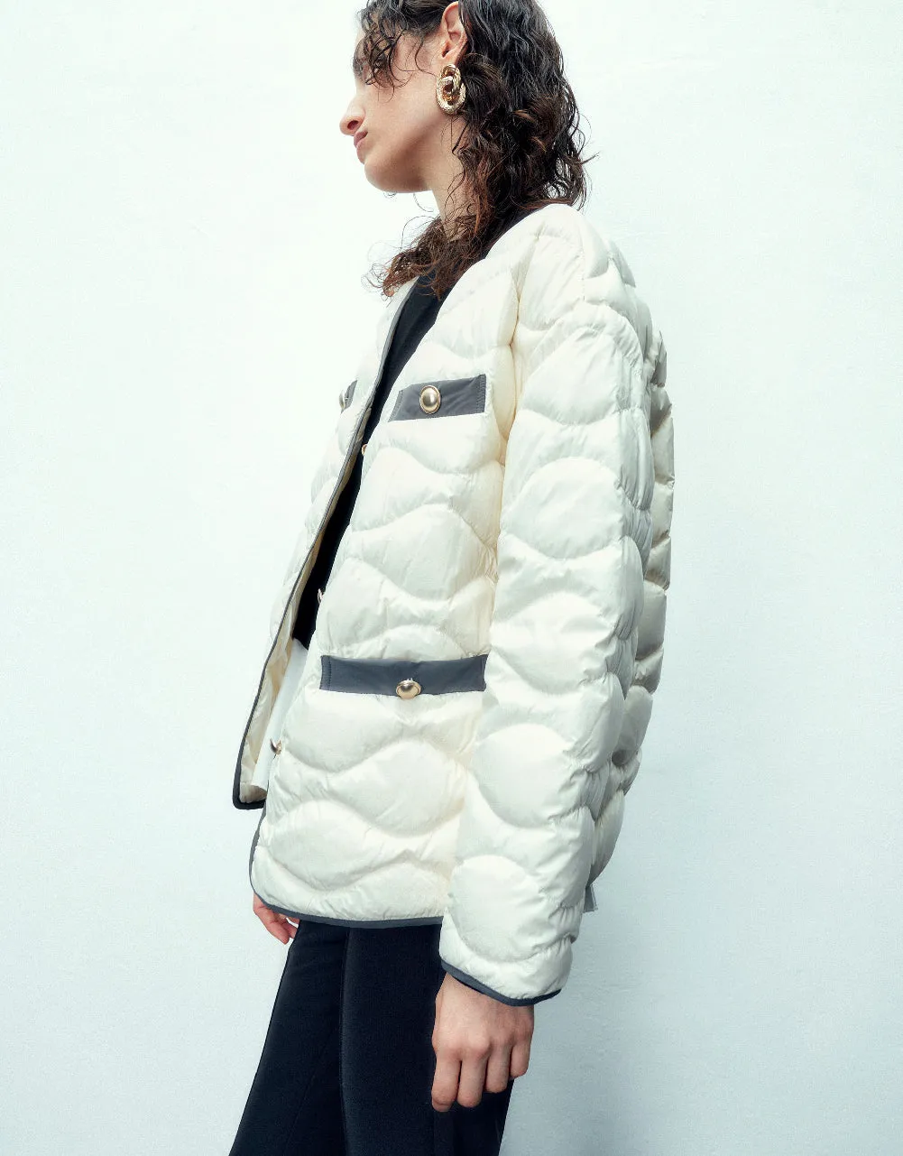 Drop Shoulder Sleeve V-Neck Down Jacket sold by Urban Revivo product image thumbnail 3