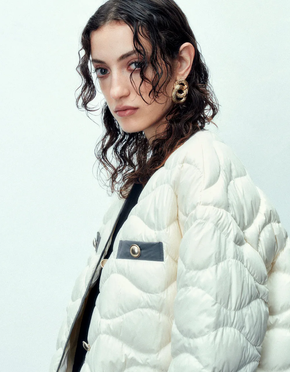 Drop Shoulder Sleeve V-Neck Down Jacket sold by Urban Revivo product image thumbnail 5