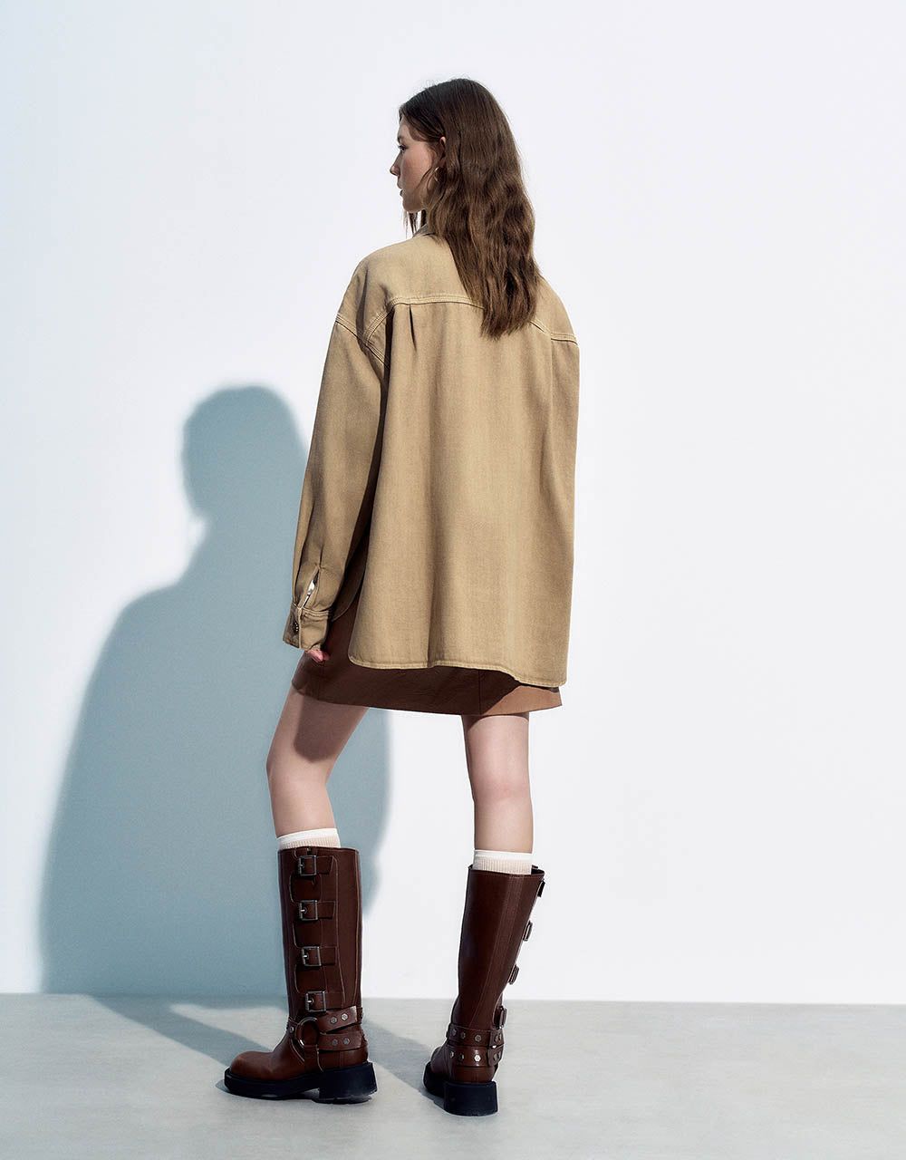 Button Up Loose Denim Shirt sold by Urban Revivo product image thumbnail 4