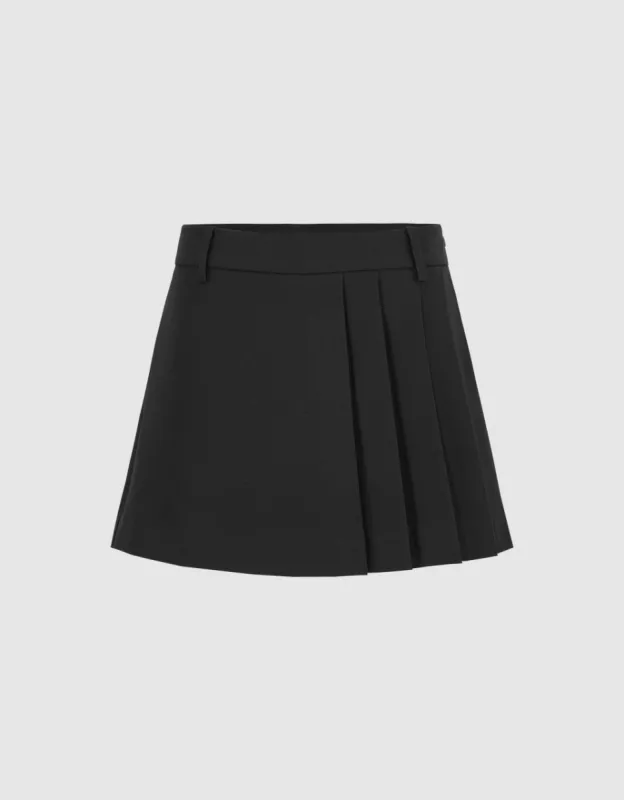 Pleated Skort sold by Urban Revivo